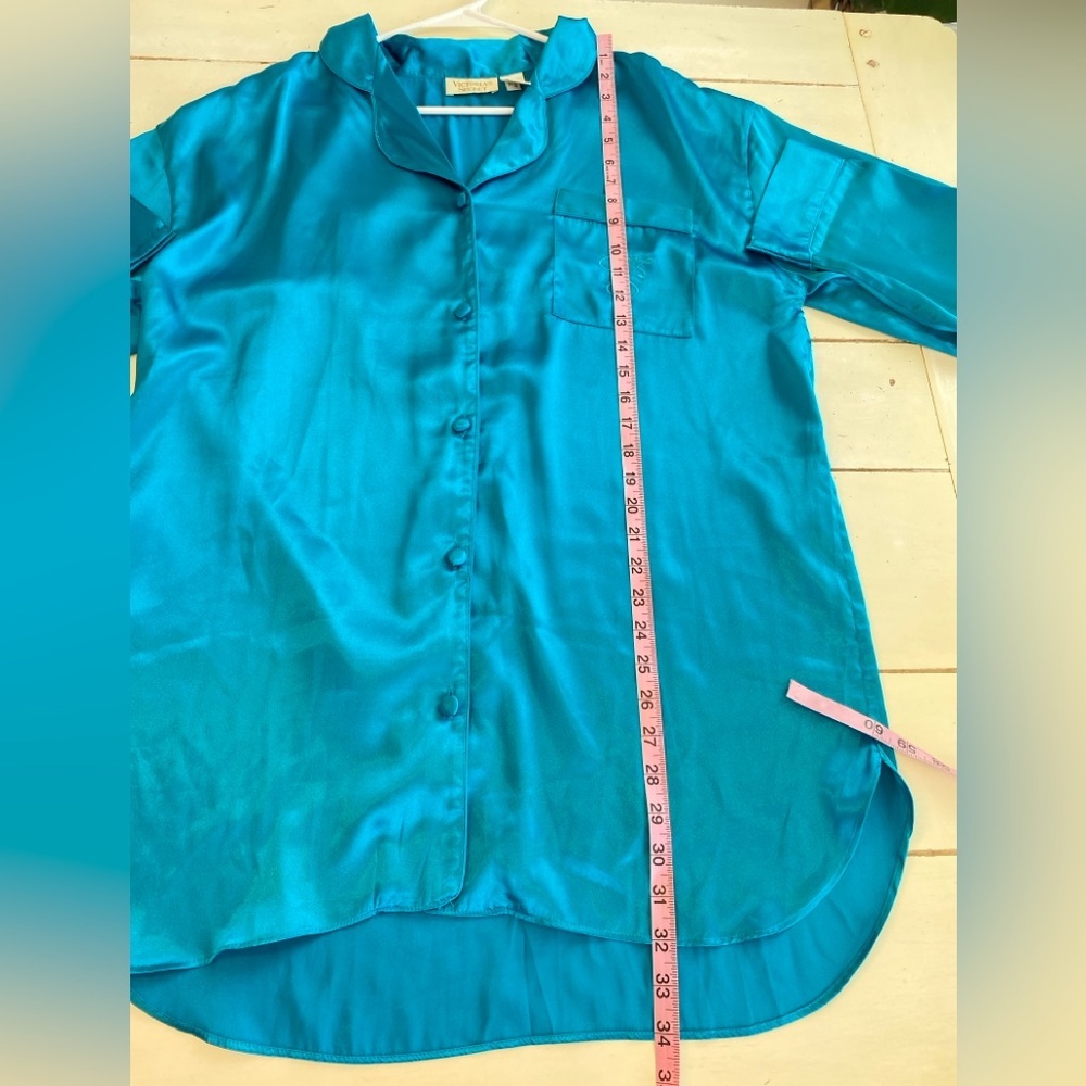 Vintage Victoria’s Secret Satin Nightgown Sleep Shirt Women’s Size Medium Blue - Picture 2 of 7